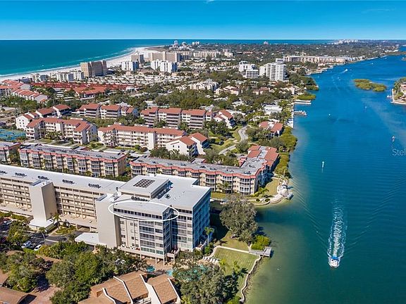 3rd image of 1355 S Portofino Dr Unit Penthouse A
