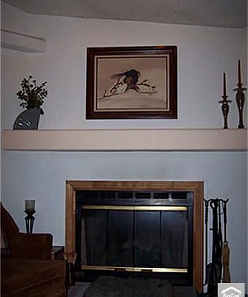 4th image of 1925 E La Veta Ave Space 76