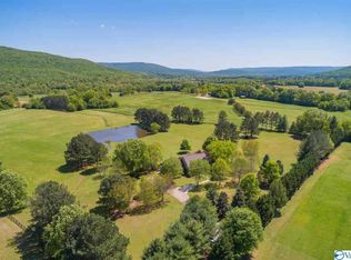 109 Creekview Dr, Gurley, AL 35748