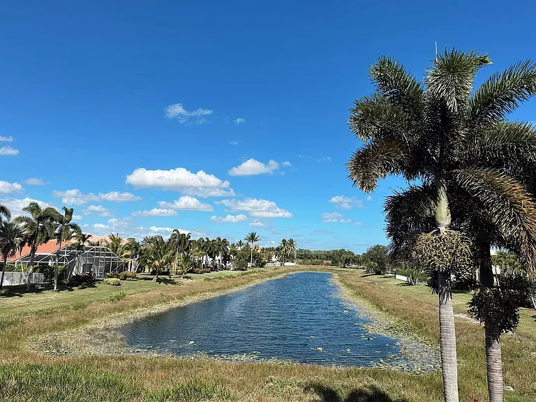 4600 Mariners Cove Dr — Photo 30