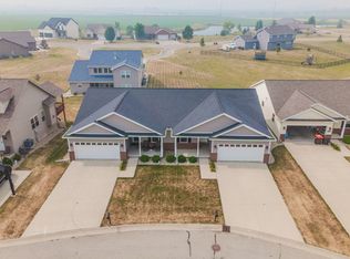 418 Jenny Ln #A, Heyworth, IL 61745