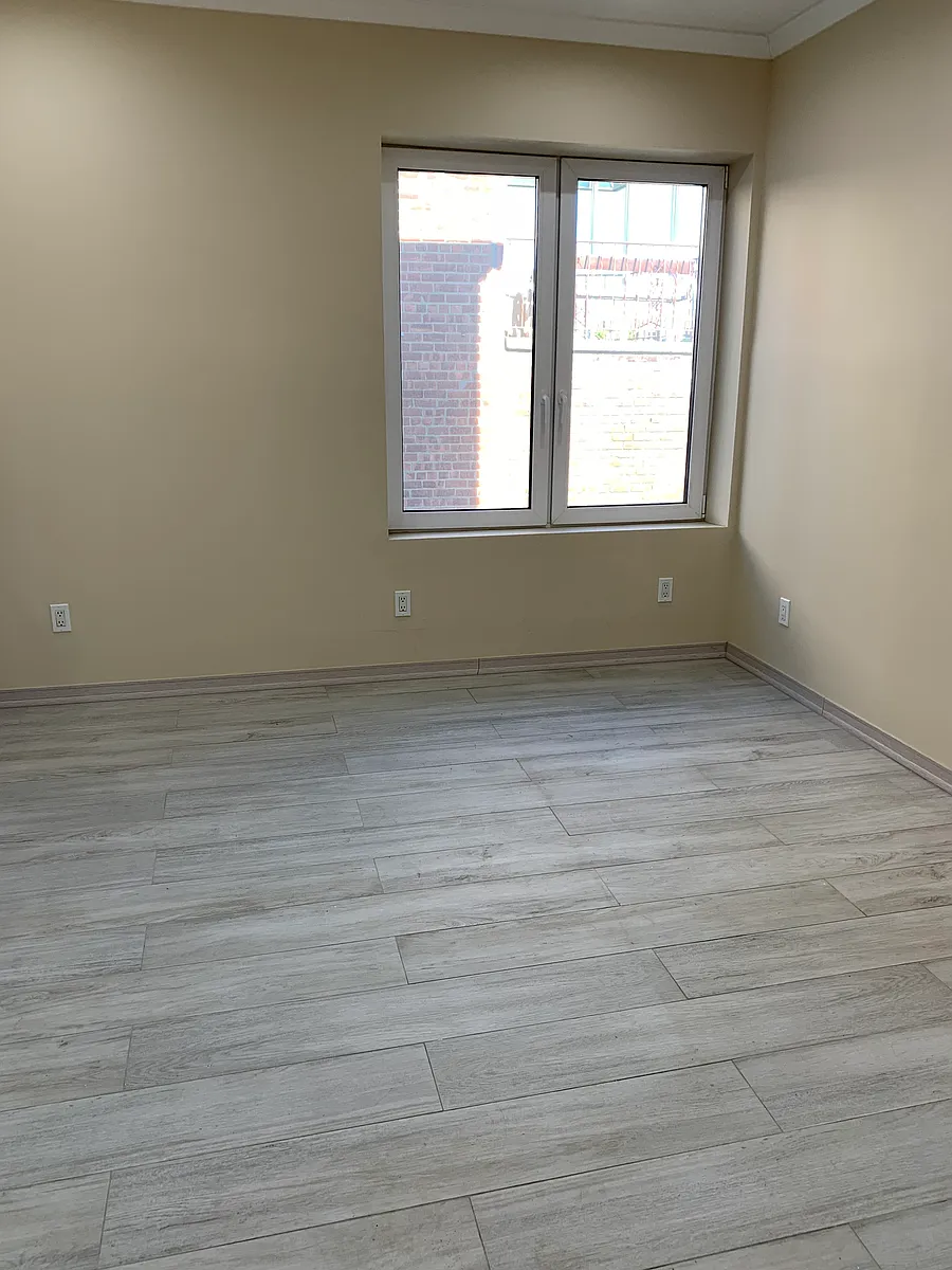 Building Photo - 4034 Surf Ave #1