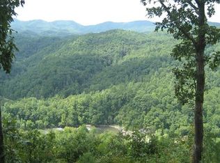 406 Red Fox Trl, Marshall, NC 28753