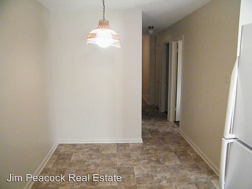 4th image of 309 Bellevue Cir