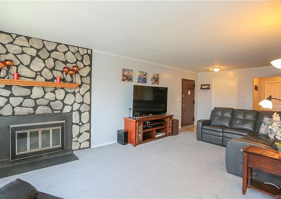 1st image of 64 Richard Ct