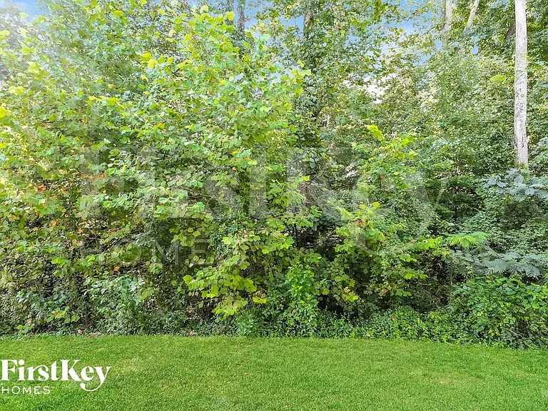 2202 Matthew Oaks Ct — Photo 15