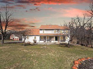 3414 Park Island Dr, Oxford, MI 48371