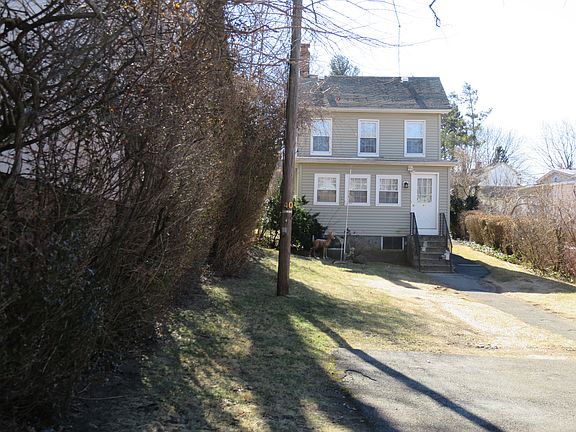 2nd image of 40 Washington Ave