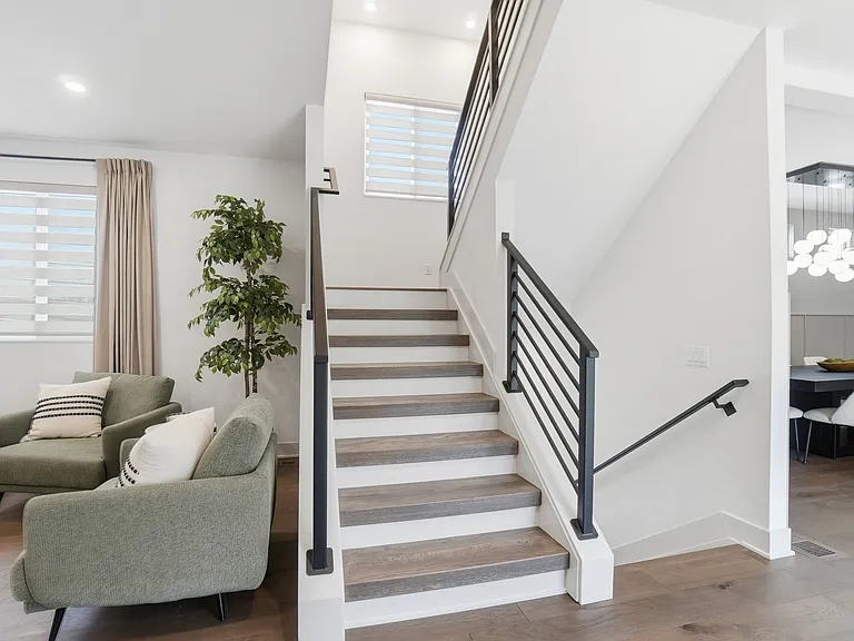 3021 Wasson Rd — Photo 15