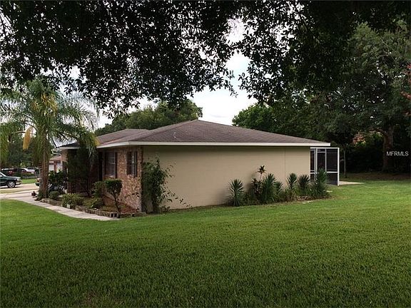 3rd image of 1410 N Alameda Dr