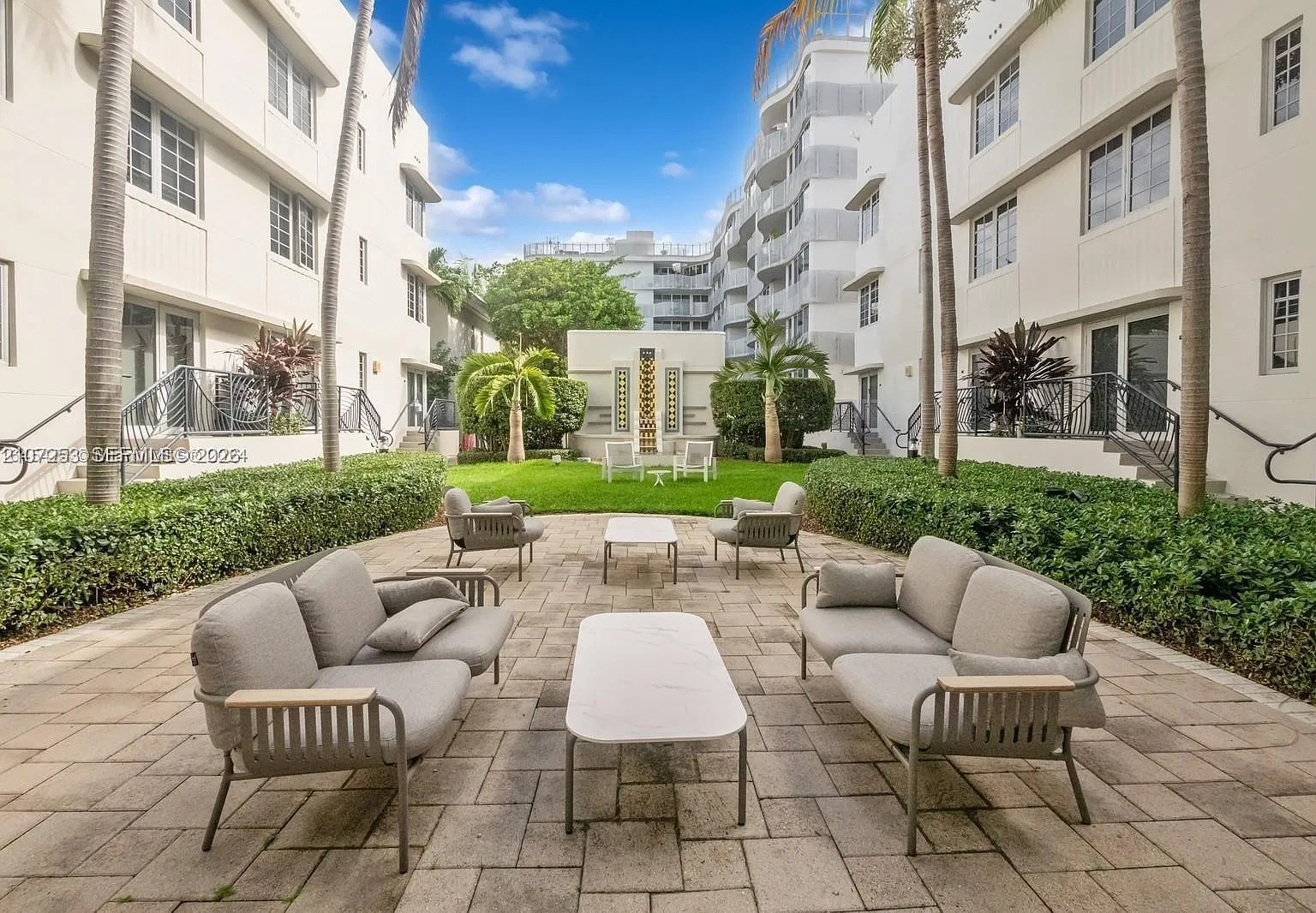 Artecity Governor Condo — Photo 4