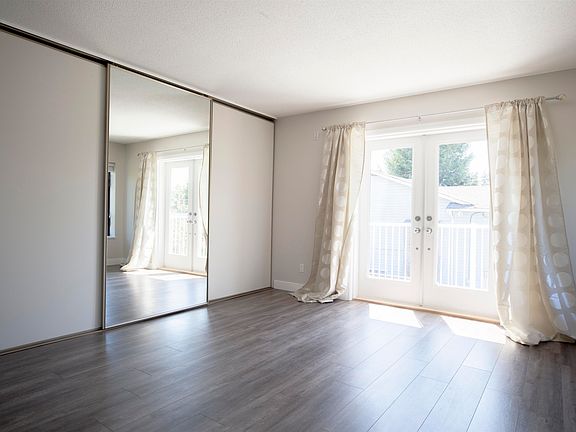 3rd image of 11604 75a Ave