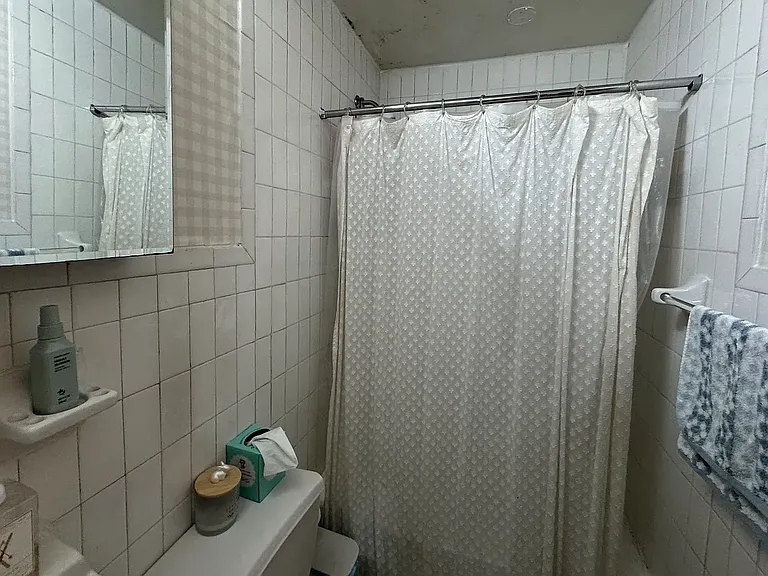 128 Thompson St #8 — Photo 5