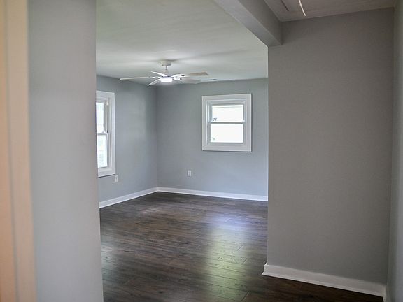5th image of 808 S Franklin St