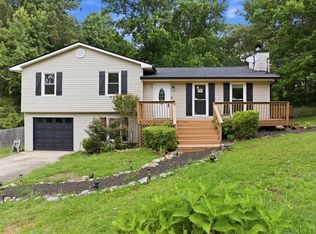105 Elberta Dr, Newnan, GA 30265