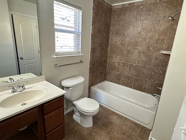 9637 Kylie Dr — Photo 6