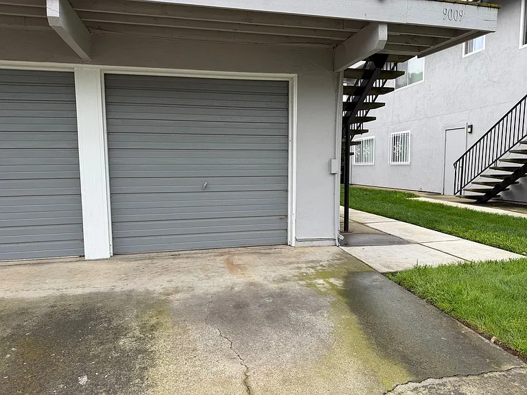 9009 Casals St #2 — Photo 19