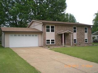 210 Gendale St, Farmington, MO 63640