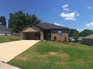 1826 Milburn Dr, Benton, AR 72015