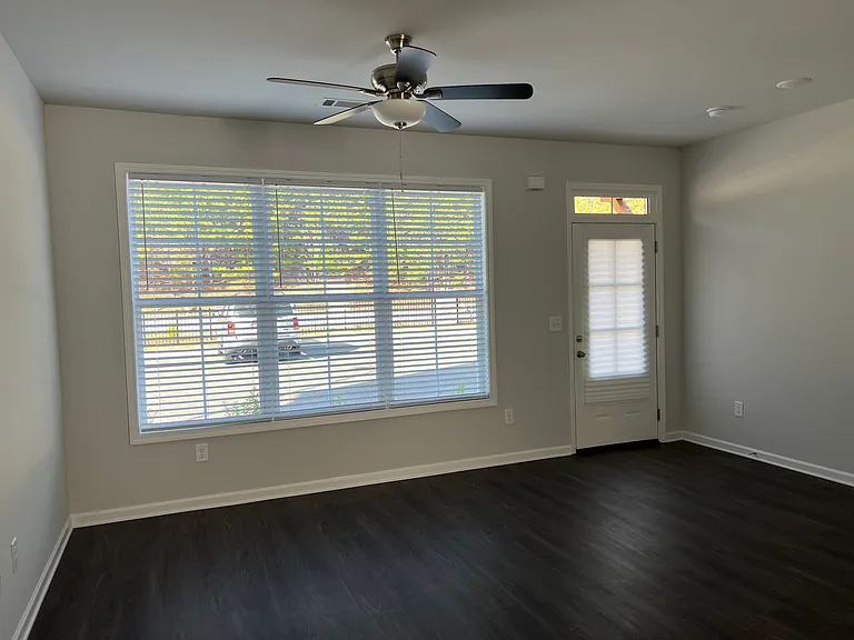355 Collins Industrial Way — Photo 6