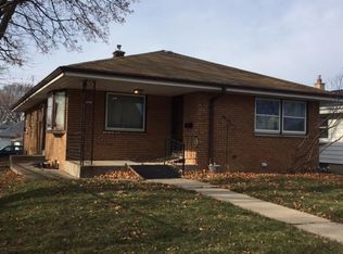 1321 S 101st St, West Allis, WI 53214