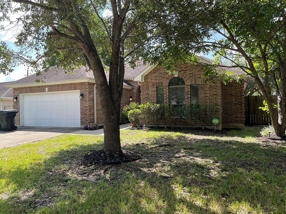 1st image of 3910 Cork Dr