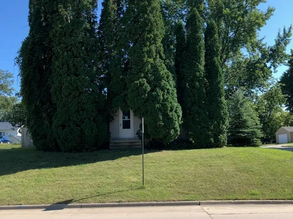 346 W L St, Forest City, IA 50436