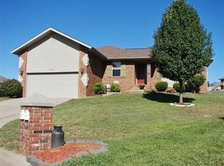 2207 W Carson Ct, Ozark, MO 65721