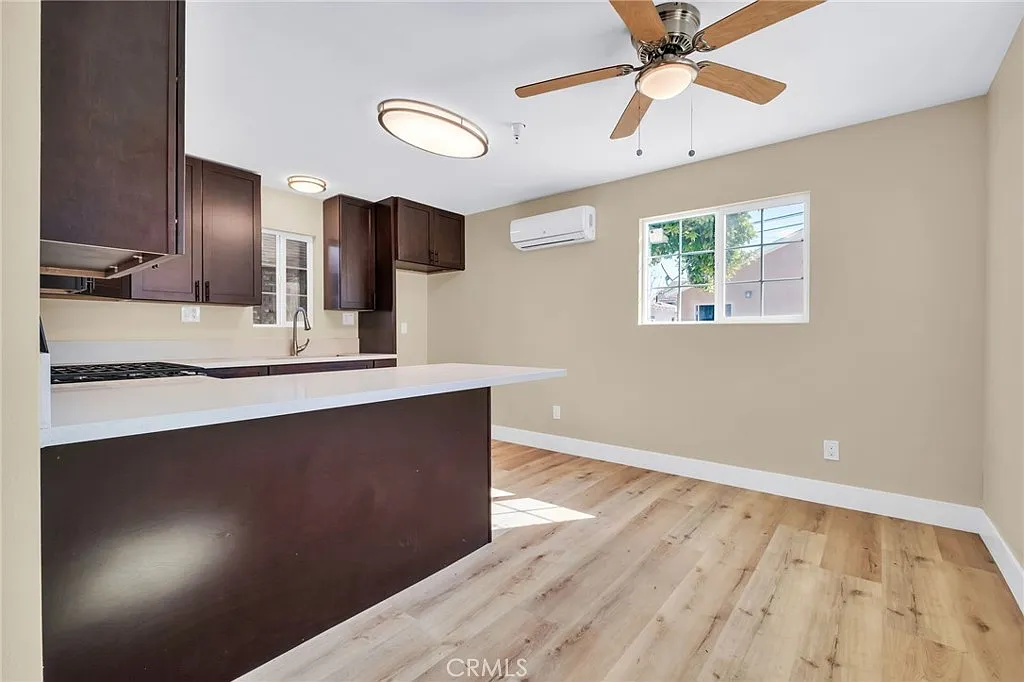 1 bed, 400 sqft, $1,700 — Photo 2