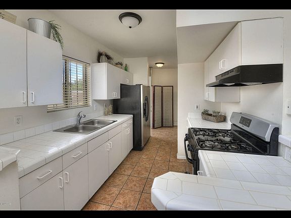 4th image of 4741 W Calle Don Manuel