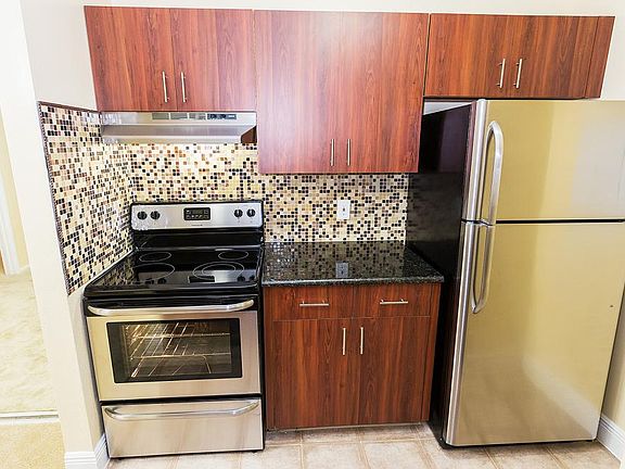 4th image of 3849 Bay Club Cir Unit 103