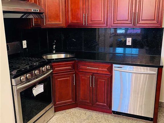 2nd image of 8059 257th St