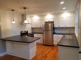 140 Carpenter Rd #B, New Hartford, CT 06057