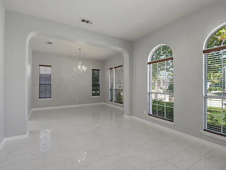 9309 Stonewood Dr — Photo 31