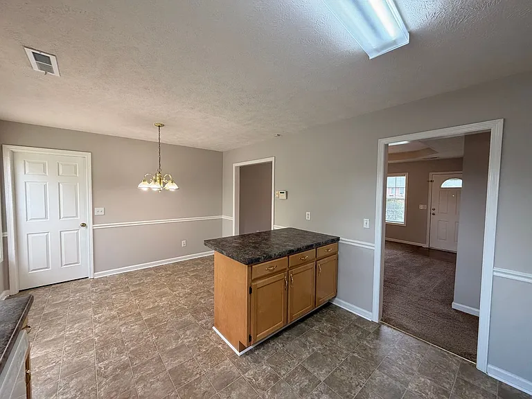 7003 Clara Ct — Photo 7