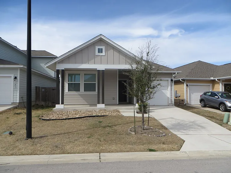 301 La Escalera Dr — Photo 1
