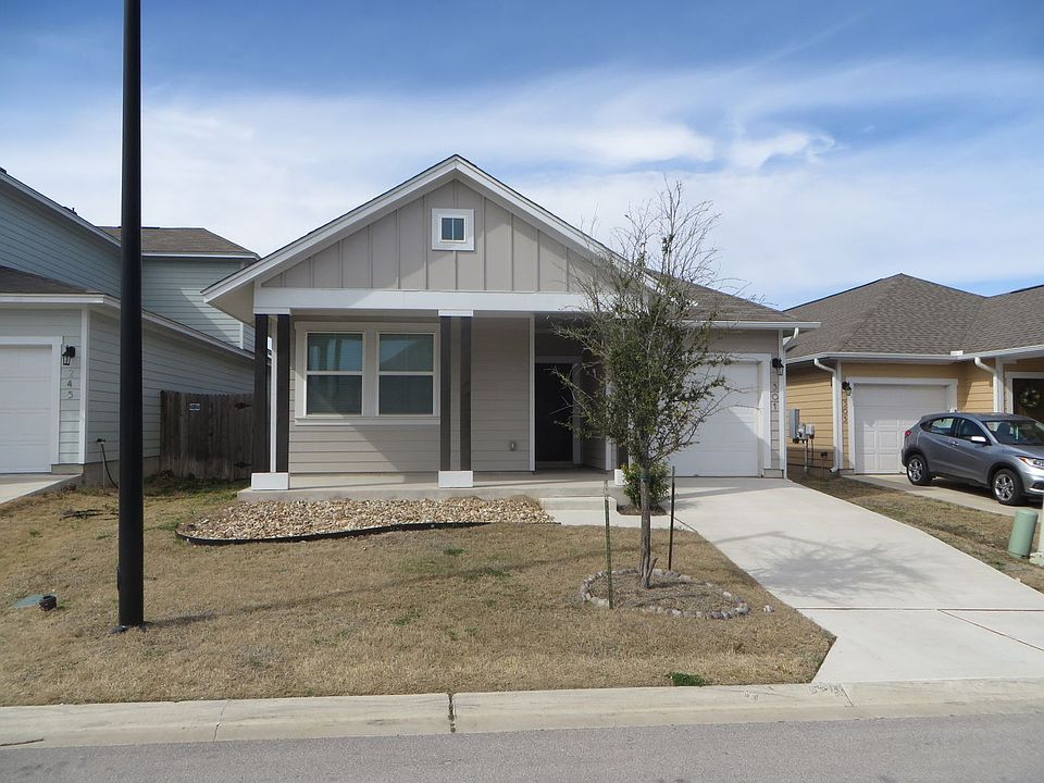 1st image of 301 La Escalera Dr