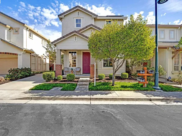 5783 Shadow Hill Dr, Dublin, CA 94568