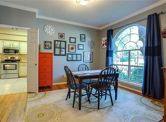 4th image of 7909 Whispering Woods Ln