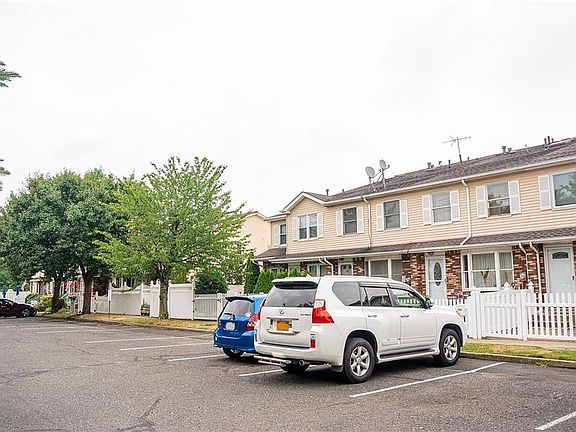 4th image of 264 Milton Ave