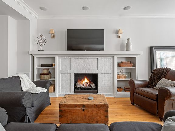 4th image of 2707 N Mildred Ave APT 2D