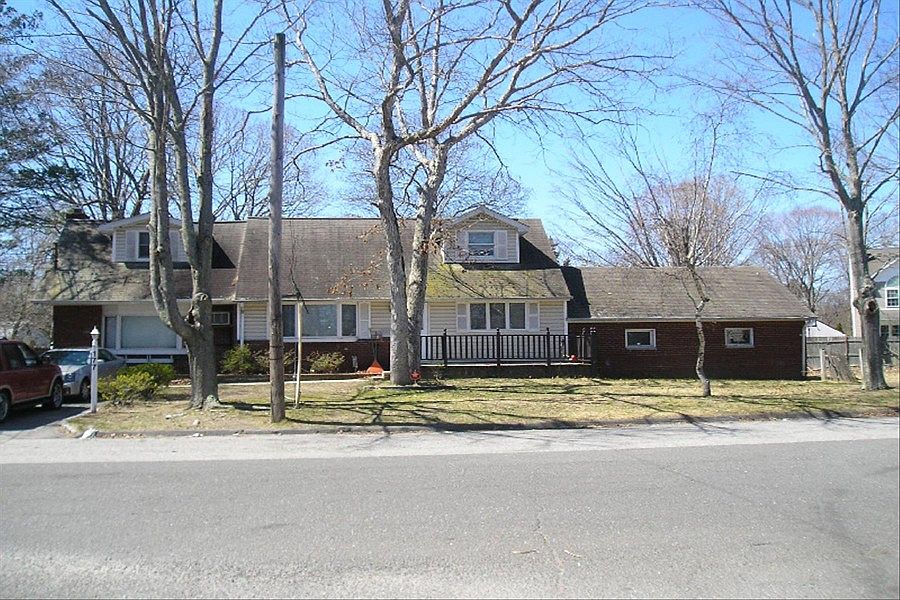 1st image of 177 Stanley Dr