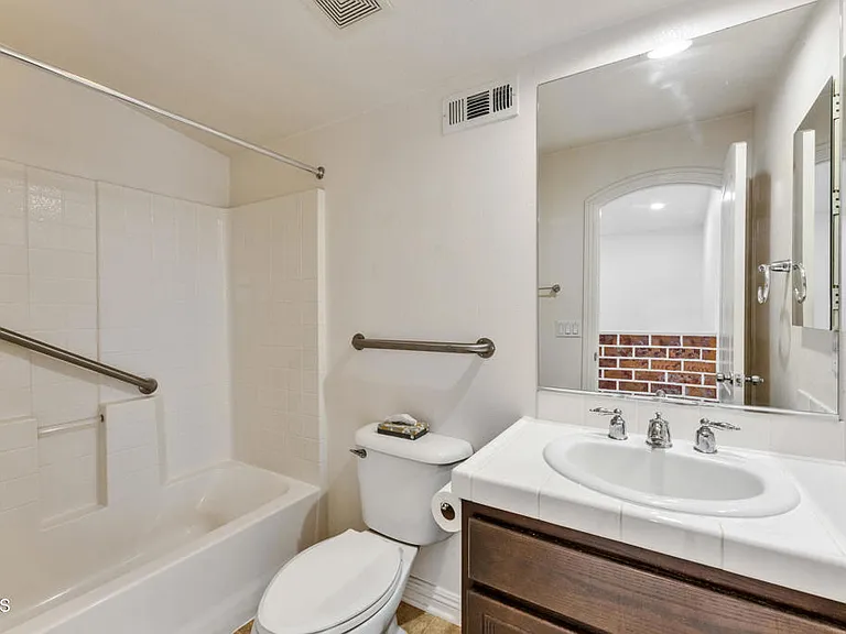24889 Ashtree Ct — Photo 24