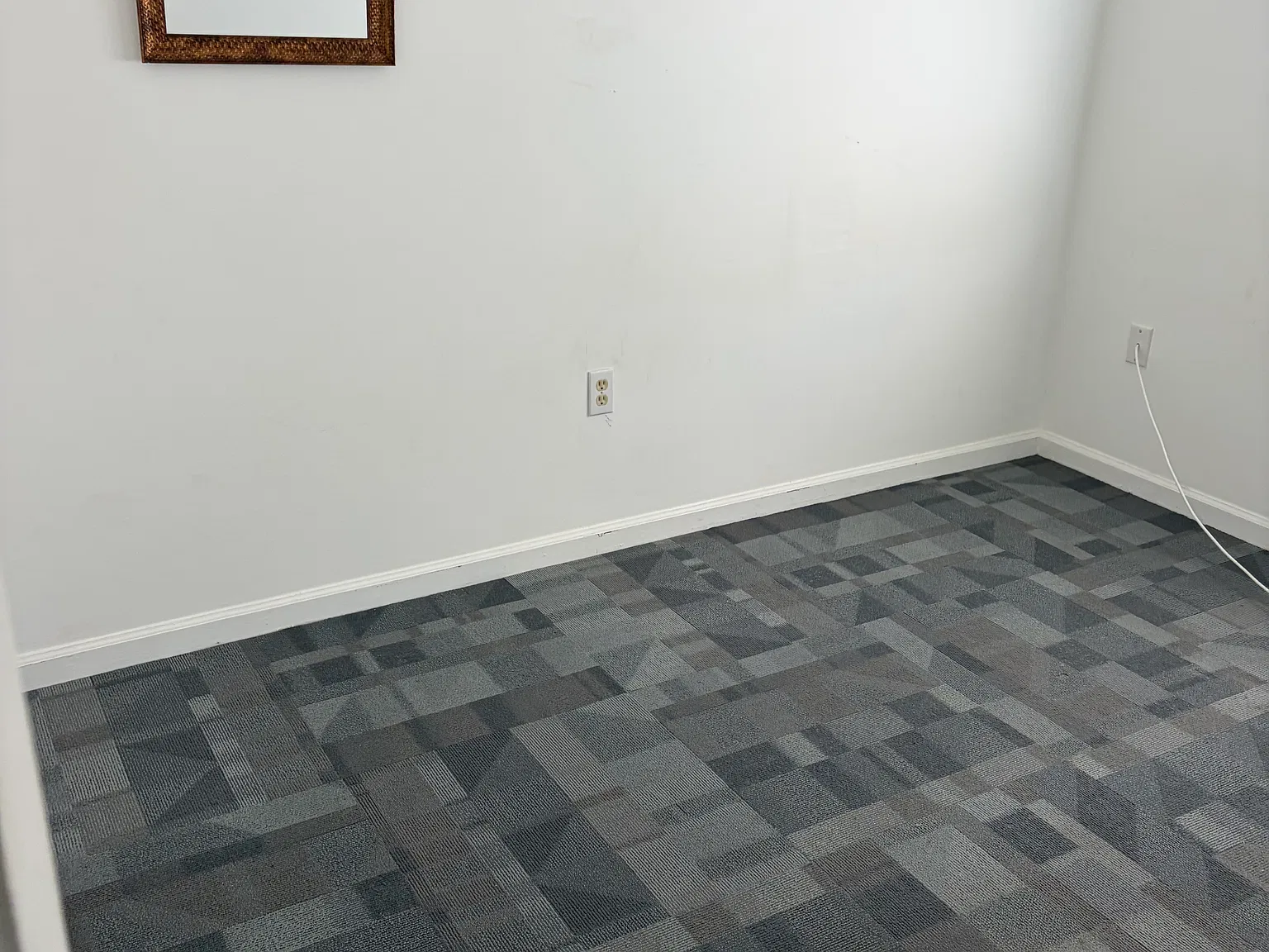 4 bed, 100 sqft, $650 — Photo 4
