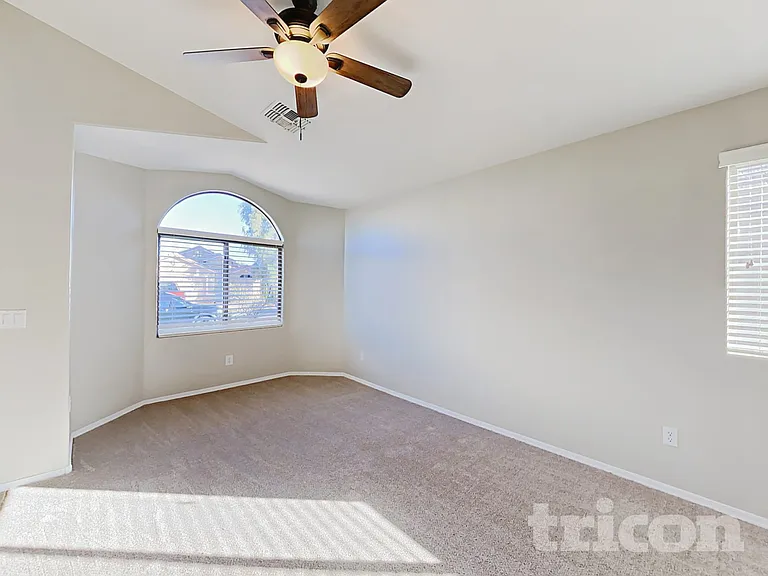 45539 W Sky Ln — Photo 6