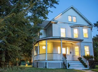 111 Grant Ave, Cresskill, NJ 07626