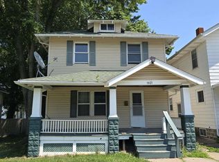 1821 Grand Ave, Davenport, IA 52803