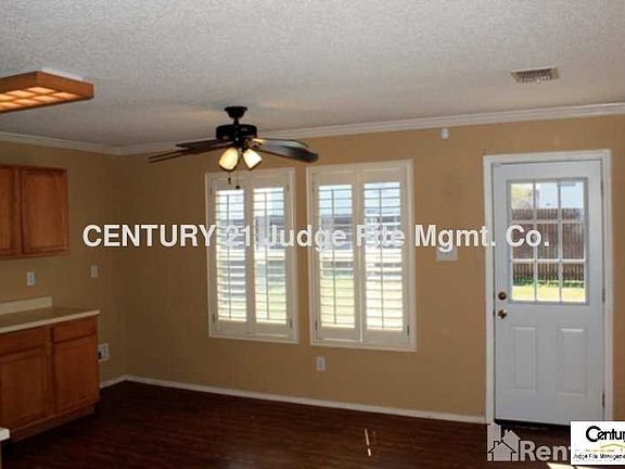4th image of 2312 Bradford Pear Dr