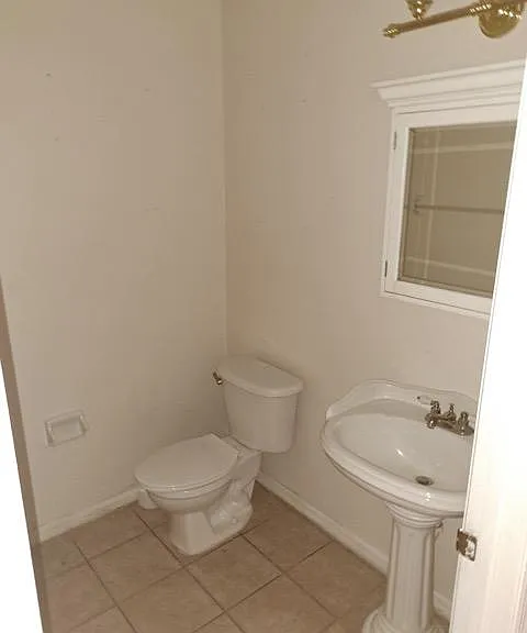 Coral Springs Dr — Photo 4
