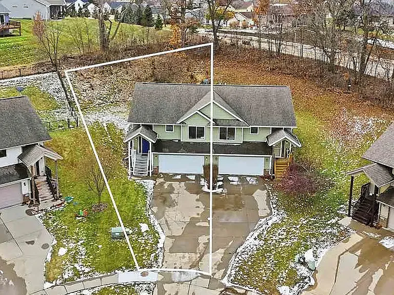 295 Hickory Ct — Photo 30